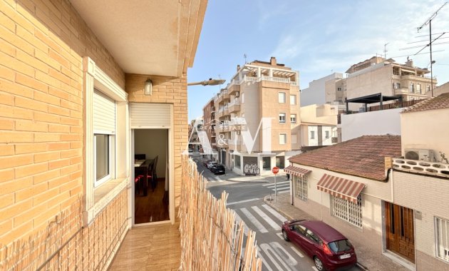 Alquiler a largo plazo - Apartamento / piso - Torrevieja - Centro