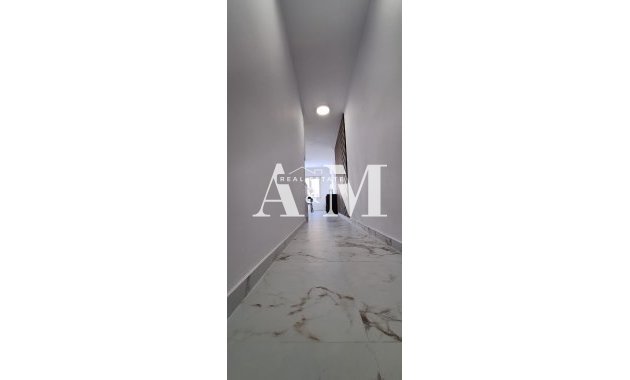Resale - Apartment / flat - Torrevieja - Centro