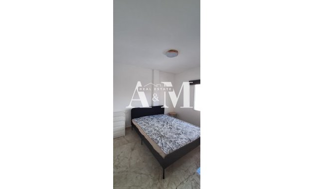 Resale - Apartment / flat - Torrevieja - Centro