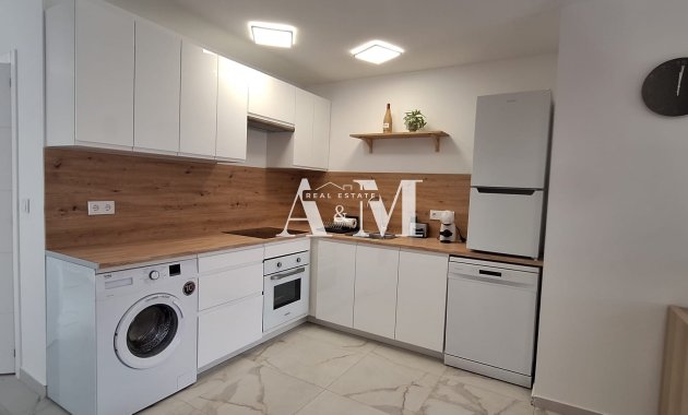 Resale - Apartment / flat - Torrevieja - El Acequión - Los Náufragos