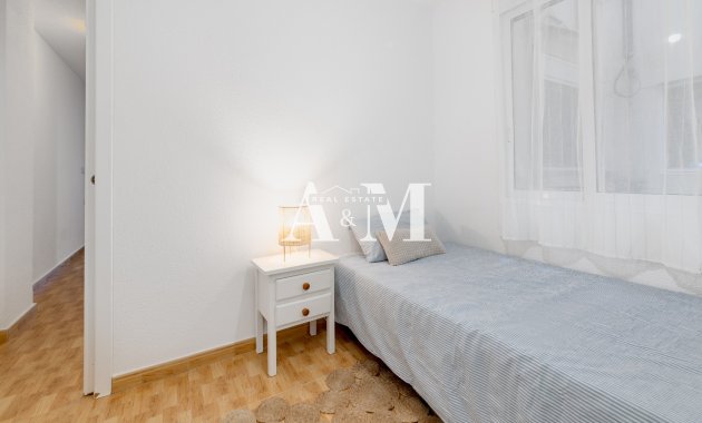 Long Term Rental - Apartment / flat - Torrevieja - Centro