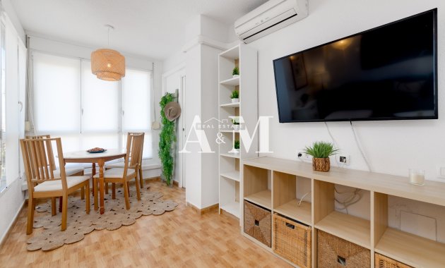 Long Term Rental - Apartment / flat - Torrevieja - Centro