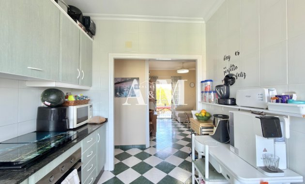 Long Term Rental - Apartment / flat - Torrevieja - Nueva Torrevieja 