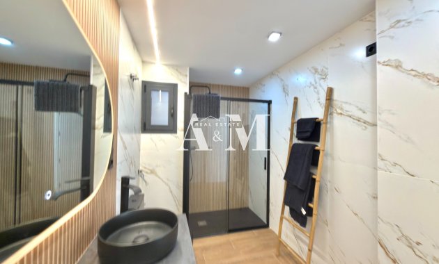 Location à long terme - Maison de ville - Torrevieja - Nueva Torrevieja 