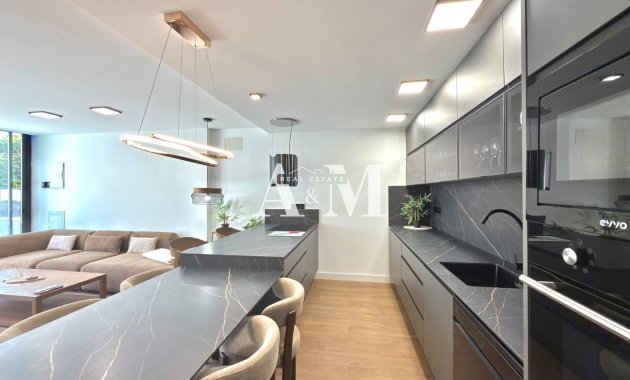 Location à long terme - Maison de ville - Torrevieja - Nueva Torrevieja 