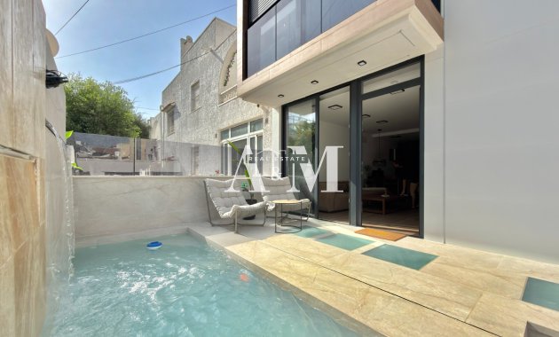 Location à long terme - Maison de ville - Torrevieja - Nueva Torrevieja 