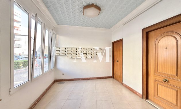 Location à long terme - Appartement - Torrevieja - El Acequión - Los Náufragos