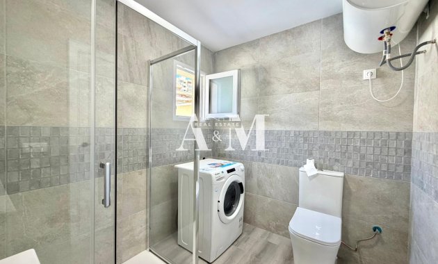 Resale - Chalet - Torrevieja - Nueva Torrevieja 