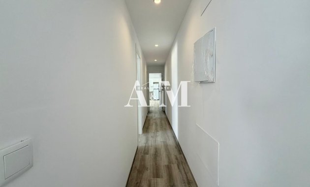 Resale - Chalet - Torrevieja - Nueva Torrevieja 