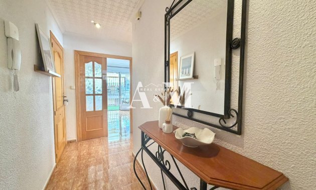 Alquiler a largo plazo - Apartamento / piso - Torrevieja - Playa del Cura