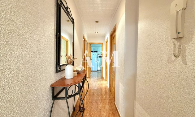 Alquiler a largo plazo - Apartamento / piso - Torrevieja - Playa del Cura