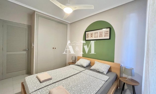 Location à long terme - Appartement - Torrevieja - Playa de los Locos