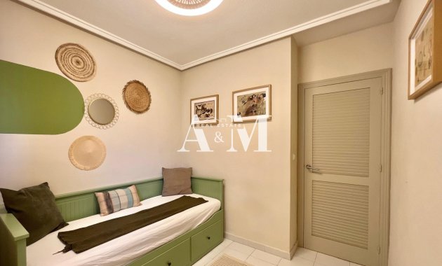 Location à long terme - Appartement - Torrevieja - Playa de los Locos