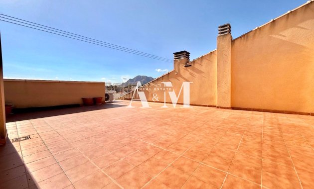 Long Term Rental - Apartment / flat - Rafal