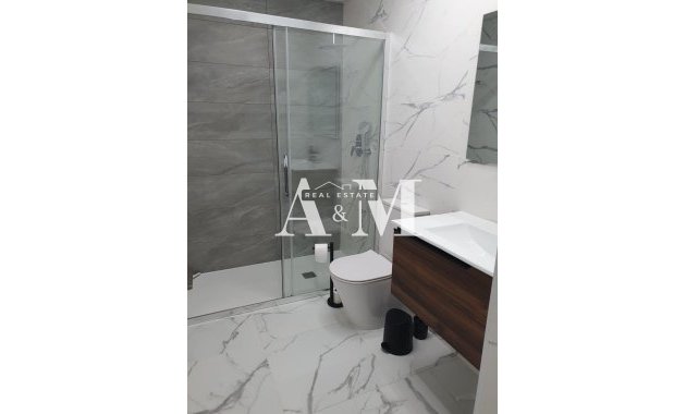 Long Term Rental - Apartment / flat - Torrevieja - Centro