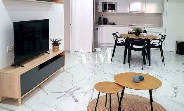 Long Term Rental - Apartment / flat - Torrevieja - Centro
