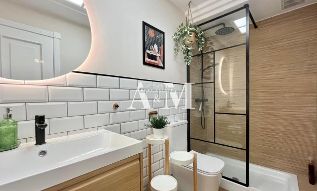 Long Term Rental - Apartment / flat - Torrevieja - Playa de los Locos