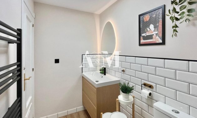 Long Term Rental - Apartment / flat - Torrevieja - Playa de los Locos
