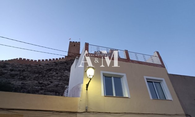 Long Term Rental - Townhouse - Sax