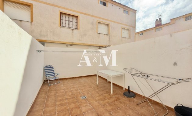 Alquiler a largo plazo - Triplex - Orihuela Costa - La Florida