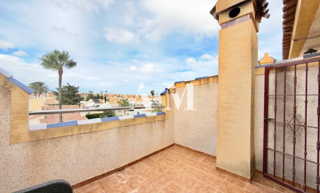 Alquiler a largo plazo - Triplex - Orihuela Costa - La Florida