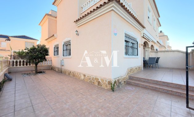 Long Term Rental - Townhouse - Torre de la Horadada