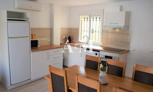 Alquiler a largo plazo - Chalet - Orihuela Costa - Cabo roig - La Zenia