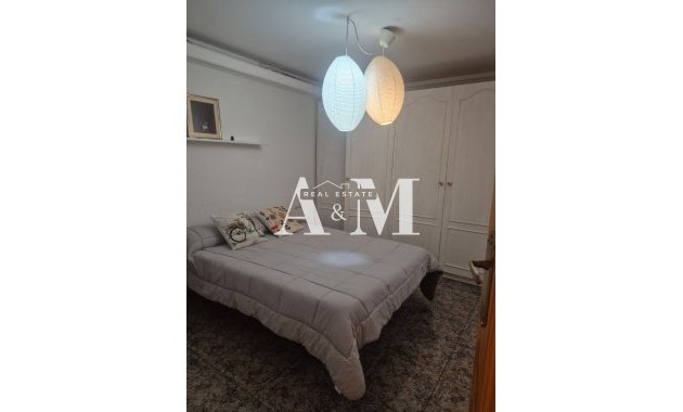 Alquiler a largo plazo - Apartamento / piso - Elche