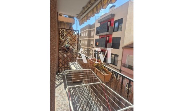 Alquiler a largo plazo - Apartamento / piso - Elche