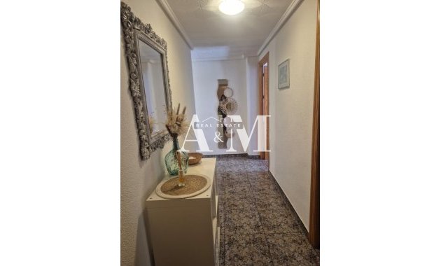 Alquiler a largo plazo - Apartamento / piso - Elche