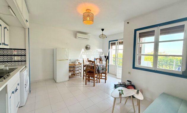 Alquiler a largo plazo - Apartamento / piso - San Miguel de Salinas