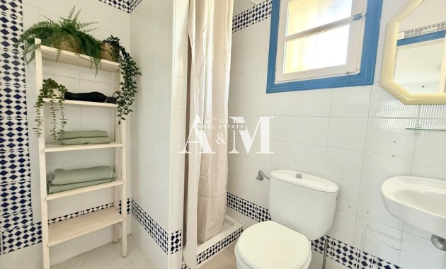 Alquiler a largo plazo - Apartamento / piso - San Miguel de Salinas