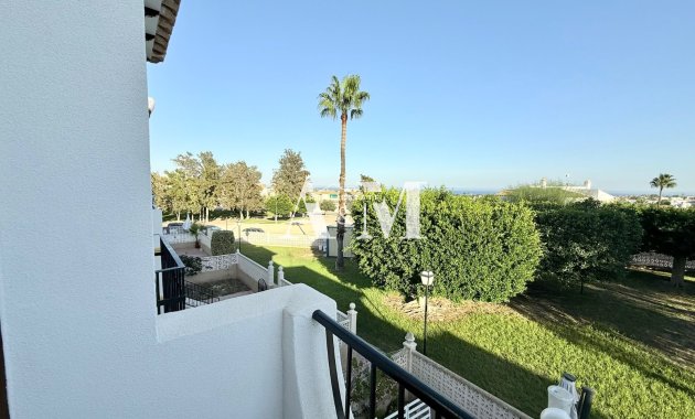 Alquiler a largo plazo - Apartamento / piso - San Miguel de Salinas
