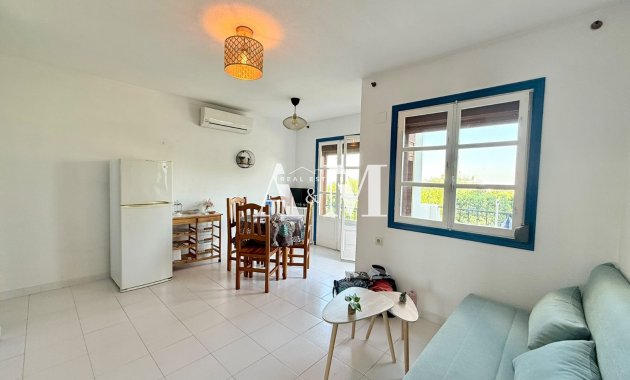 Alquiler a largo plazo - Apartamento / piso - San Miguel de Salinas
