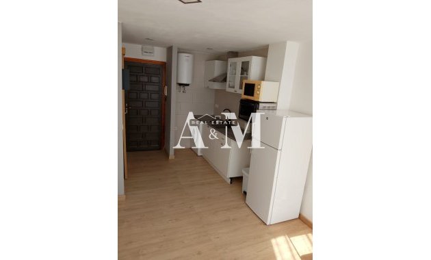 Alquiler a largo plazo - Estudio - Torrevieja - Playa del Cura