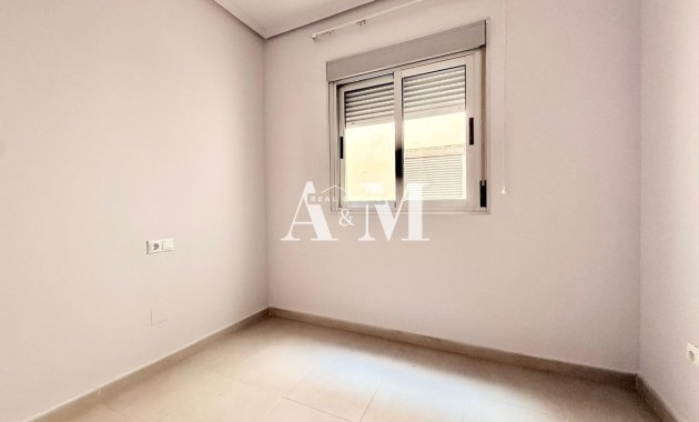Revente - Appartement - Torrevieja - Centro