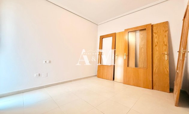 Revente - Appartement - Torrevieja - Centro