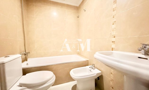 Revente - Appartement - Torrevieja - Centro