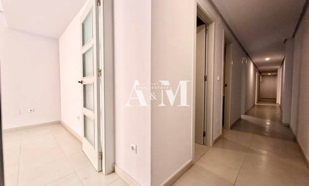 Revente - Appartement - Torrevieja - Centro