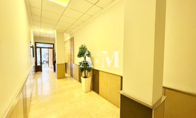 Revente - Appartement - Torrevieja - Centro