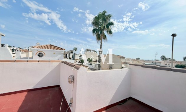 Resale - Chalet - Torrevieja - Aguas Nuevas - Torrelamata