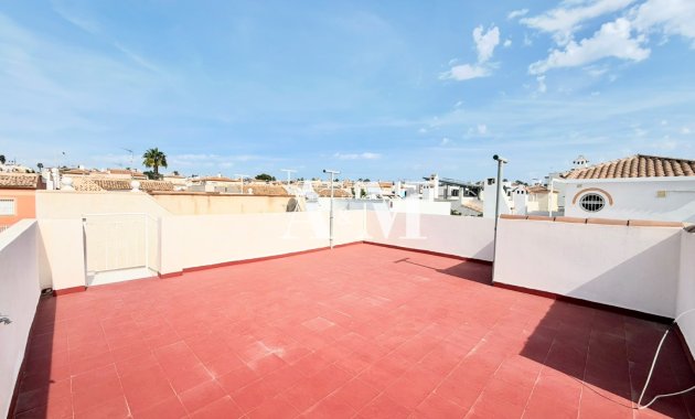 Resale - Chalet - Torrevieja - Aguas Nuevas - Torrelamata