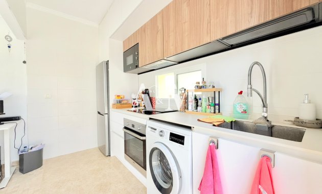 Resale - Chalet - Torrevieja - Aguas Nuevas - Torrelamata