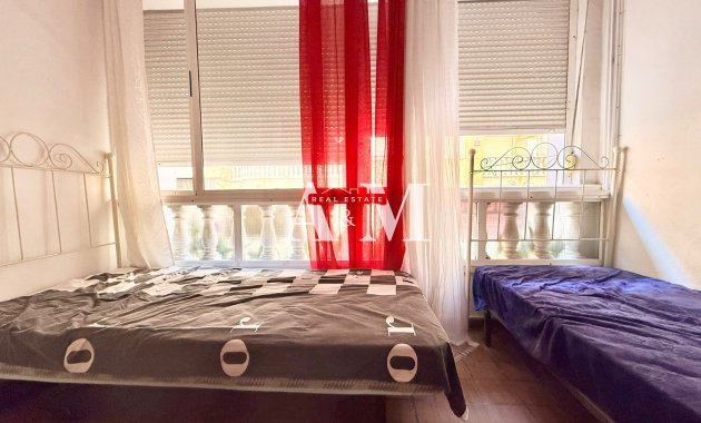 Resale - Apartment / flat - Torrevieja - Playa de los Locos
