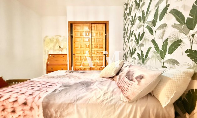 Resale - Apartment / flat - Torrevieja - Playa de los Locos