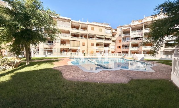 Resale - Apartment / flat - Torrevieja - Playa de los Locos