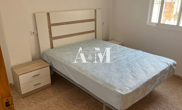 Long Term Rental - Apartment / flat - Torrevieja