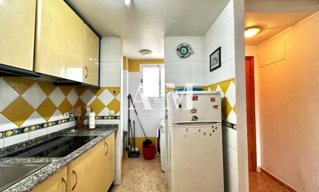 Resale - Apartment / flat - Torrevieja - La Veleta