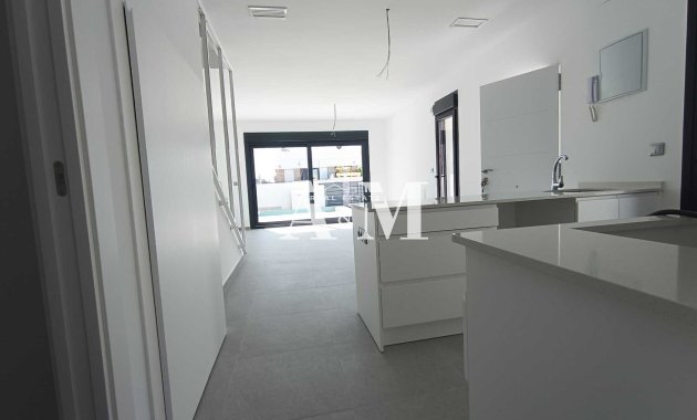 New Build - detached - Daya Nueva