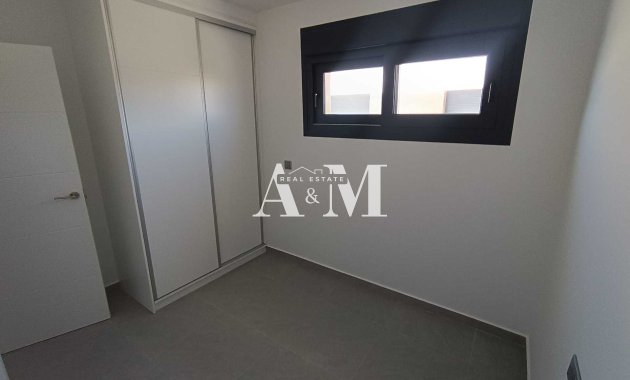 New Build - detached - Daya Nueva